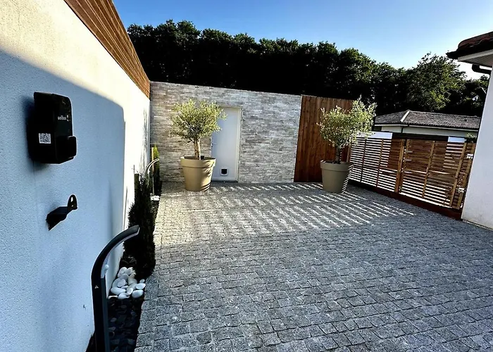 Piscine & - Havre De Paix Proche Bordeaux וילה *